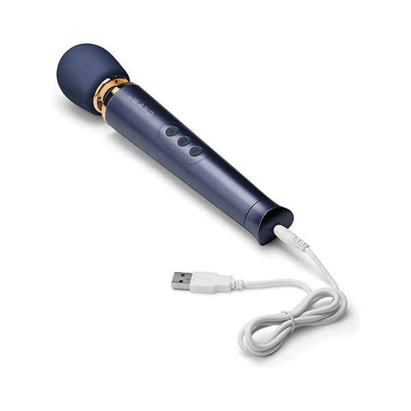 Le Wand Petite Rechargeable Vibrating Massager - Image 5