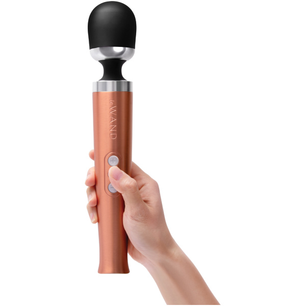 Le Wand Die Cast Rechargeable Massager - Rose Gold - Image 5