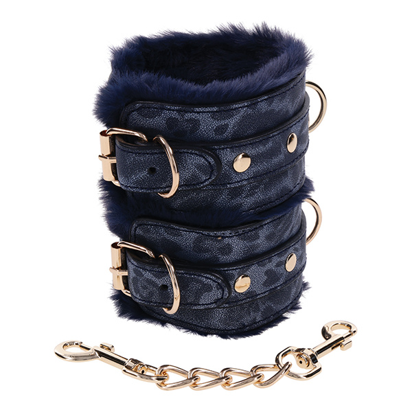 Cougar Fur Handcuffs - Image 4